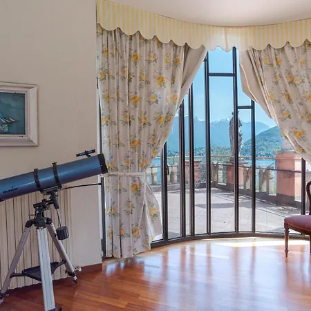 Lägenhet Stunning Castle In With Lake View Tremezzo