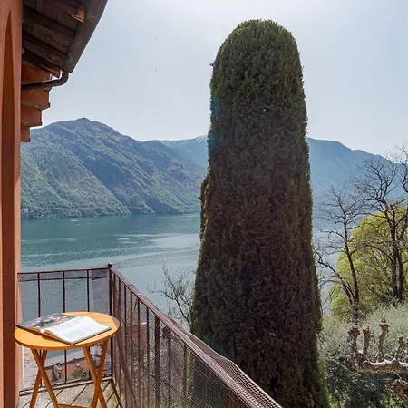 Lägenhet Stunning Castle In With Lake View Tremezzo