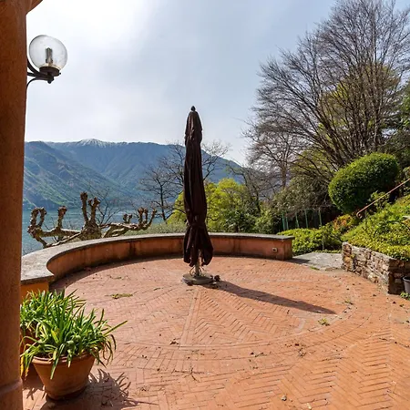 Stunning Castle In With Lake View Lägenhet Tremezzo
