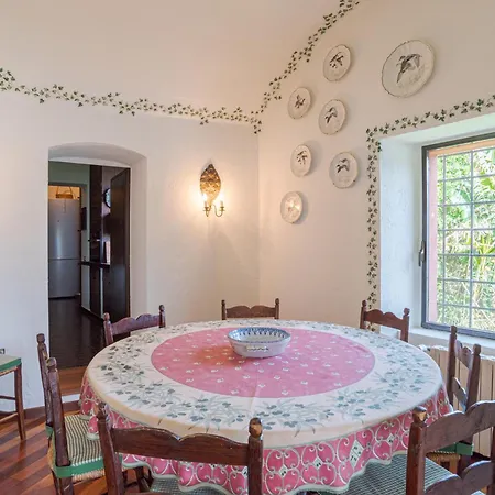 Apartment Stunning Castle In With Lake View *